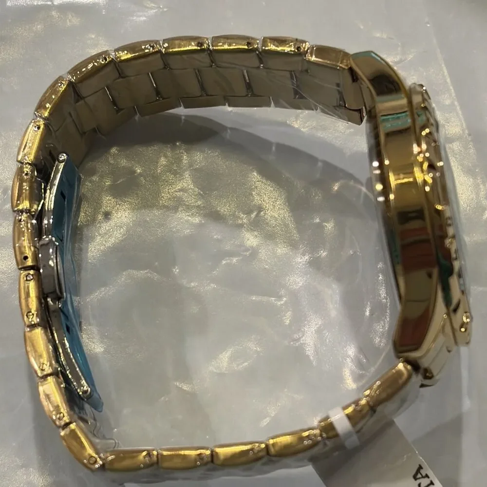 Invicta Specialty 69034 42mm Men’s Quartz Watch With Green Dial Gold